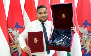 Galamb Alex, a másokon segítő pék